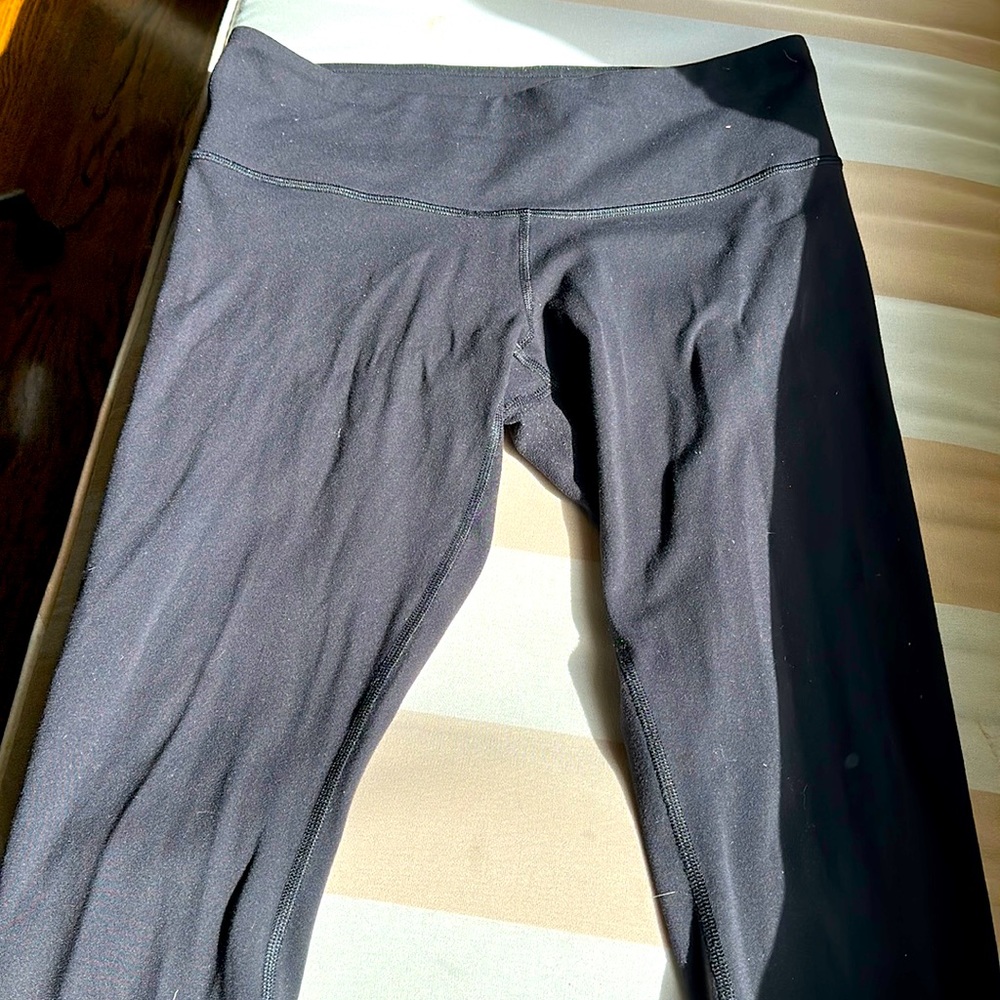 Lululemon black leggings size 8